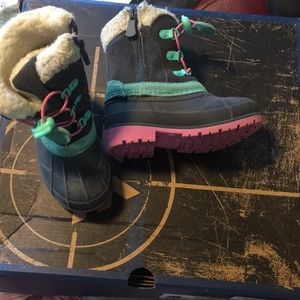 Cat & Jack Sherpa snow boots